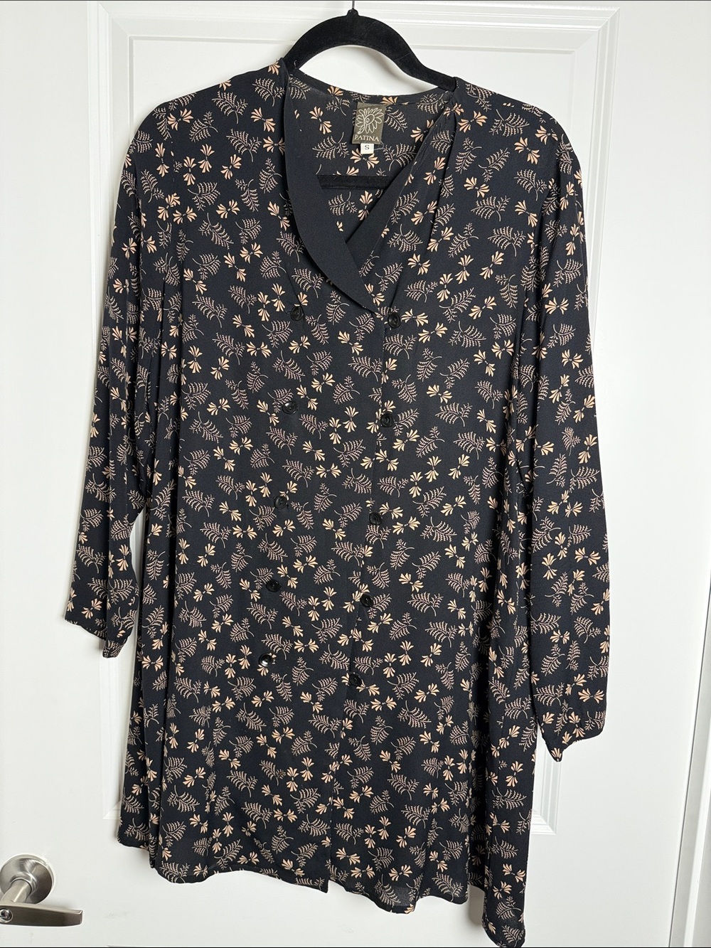 Patina Size Small 100% Silk Double Breasted Swing Dress Floral Print